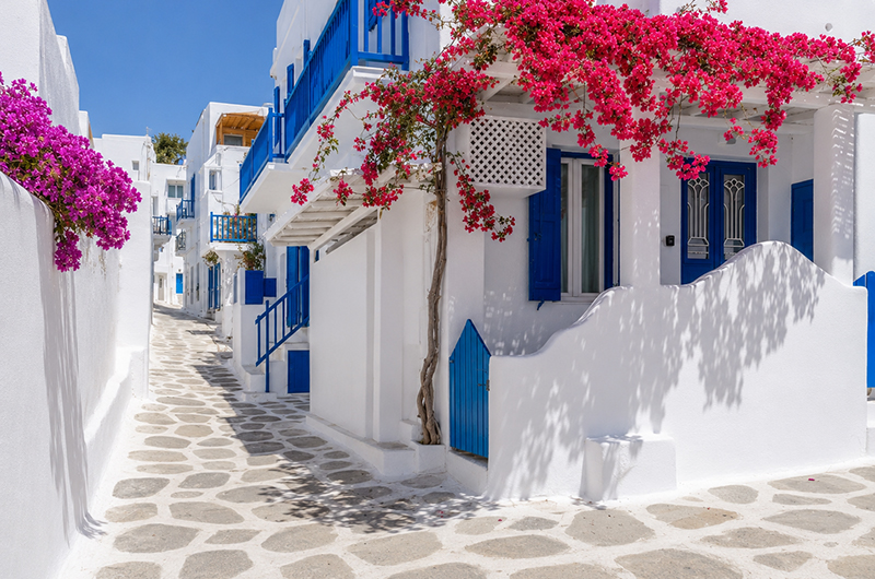 mykonos-town-chora-without-a-car