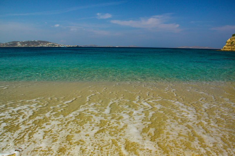 where-to-stay-in-mykonos-without-a-car-agios-stefanos