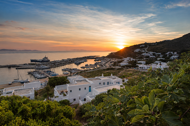 where-to-stay-in-mykonos-without-a-car-tourlos--mykonos-new-port
