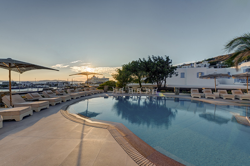 makis-place-hotel-tourlos-mykonos-pool-new-port-view makis-place-hotel-tourlos-mykonos-pool-new-port-view