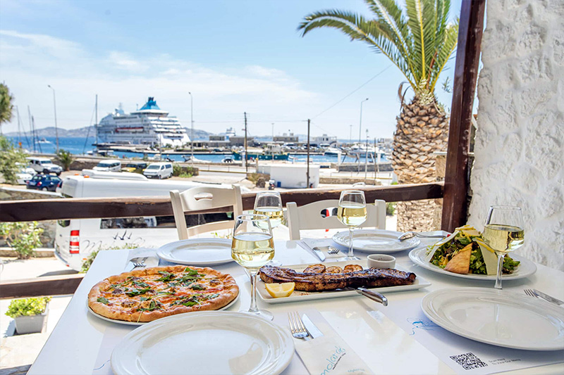 molaraki-restaurant-mykonos-by-makis-hotel molaraki-restaurant-mykonos-by-makis-hotel