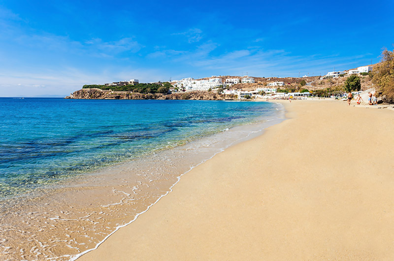 agios-stefanos-beach-mykonos-beaches-locals-recommend agios-stefanos-beach-mykonos-beaches-locals-recommend