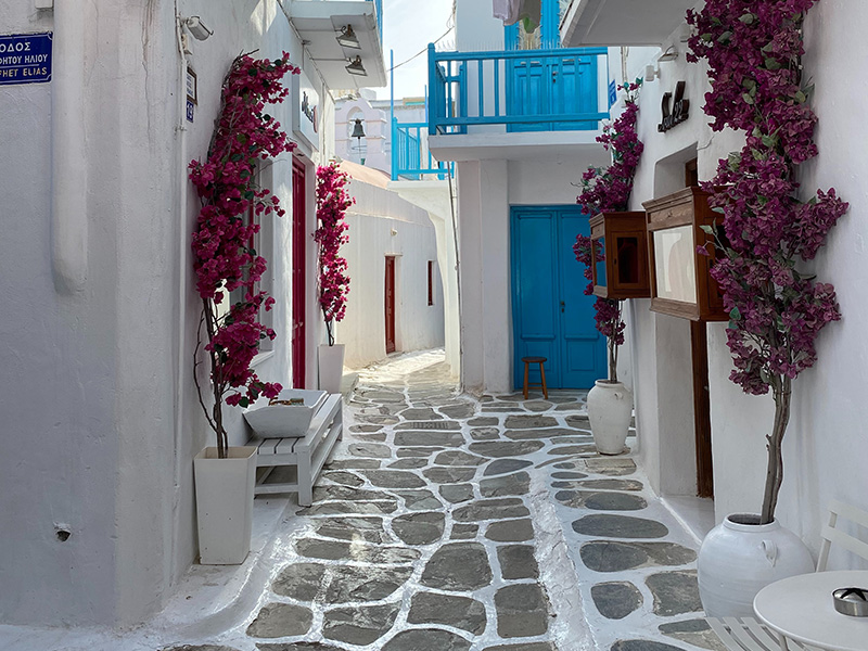 Mykonos Town Chora streets, ideal to explore during one night in Mykonos mykonos-town-chora-one-night-guide